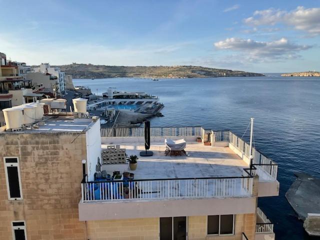 Ferienwohnung The Sea Across The Road Penthouse 5 St. Paul's Bay Exterior foto