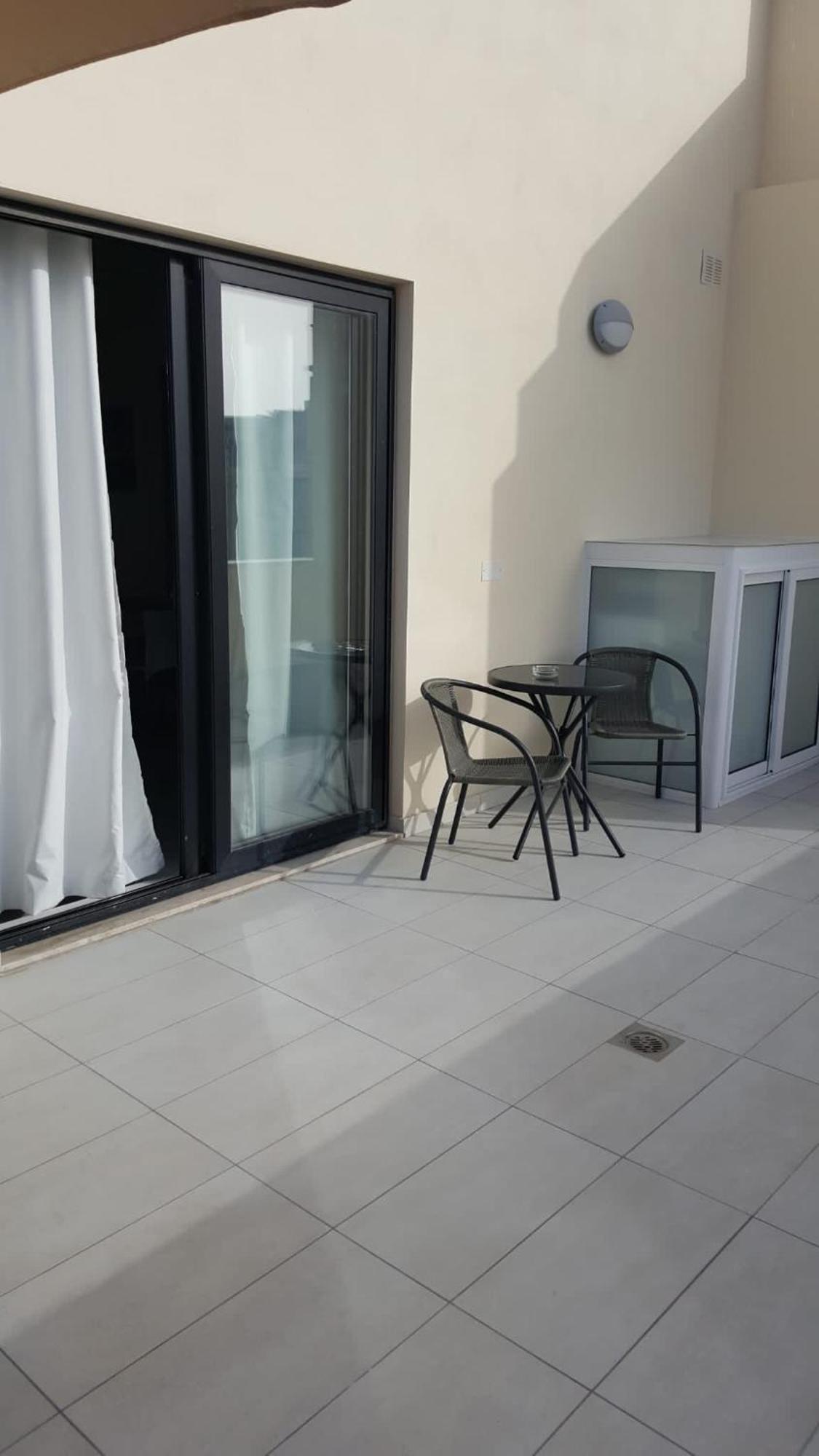 Ferienwohnung The Sea Across The Road Penthouse 5 St. Paul's Bay Exterior foto
